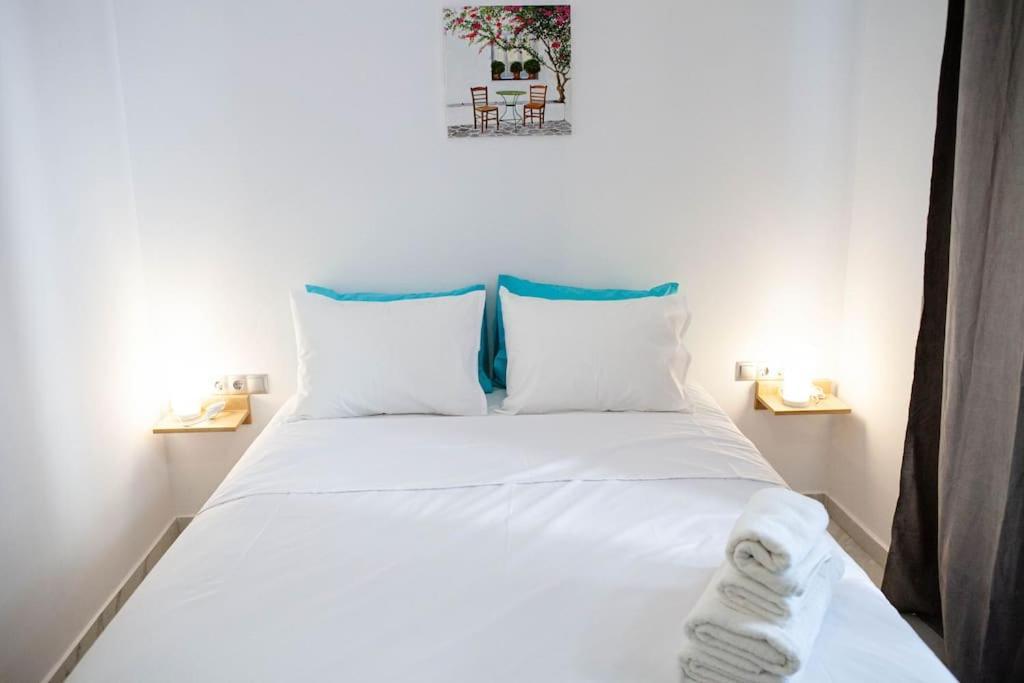 The Perfect Romantic Studio Атина Екстериор снимка